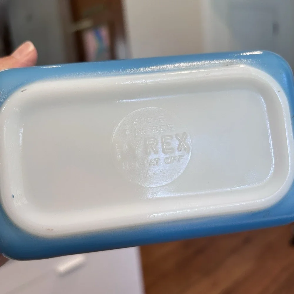 Pyrex Red & Blue Refrigerator Dish Set 501-B 502-B VTG Glass Storage NO LIDS